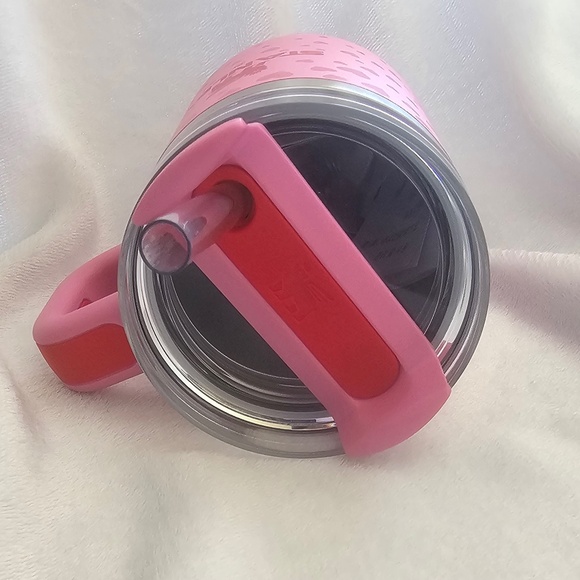 Stanley Valentines Day Heart 20 oz Exclusive Target Sweet Hearts Tumbler IN HAND - Picture 2 of 4